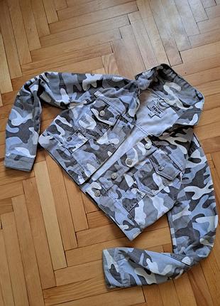 Куртка джинсовка 140/146 р.