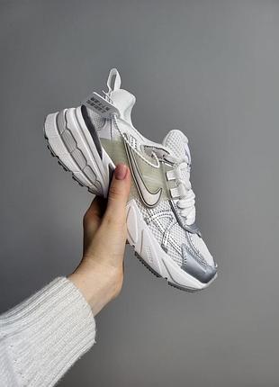 Кроссовки nike v2k run white