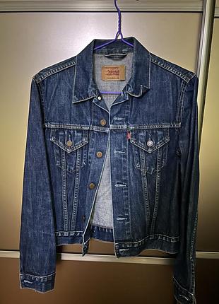 Женская джинсовая куртка levis,s.идеал