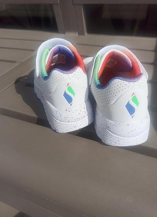 Детские кроссовки 3