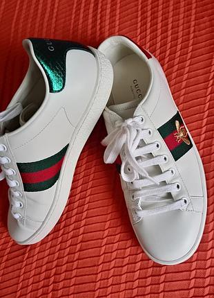 Женские кроссовки gucci. италия. р.37,5.