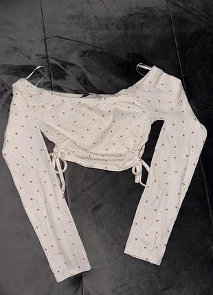 Топ bershka