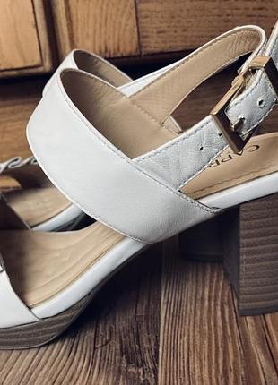 Босоніжки caprice натуральна шкіра