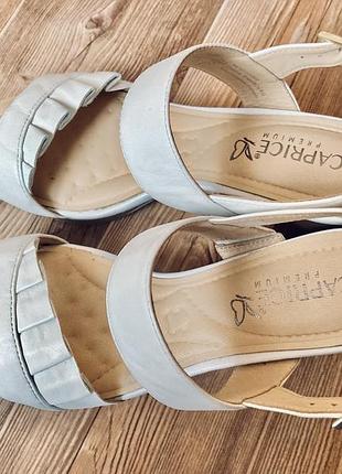 Босоніжки caprice натуральна шкіра