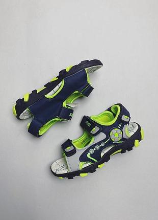 Дитячі босоніжки для хлопчика