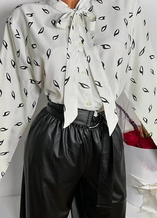 Блузка класична sport h&m