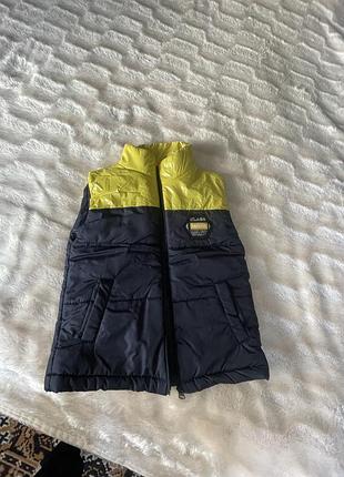 Жилетка на хлопчика