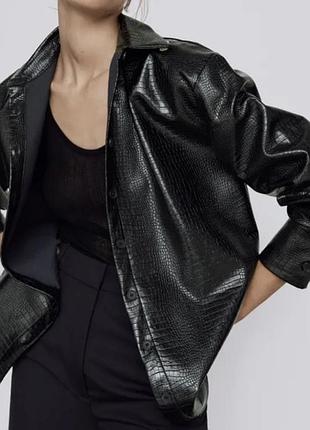 Рубашка zara из эко кожи