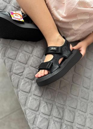 Босоніжки для дівчаток