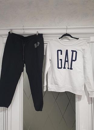 Спортивний костюм gap