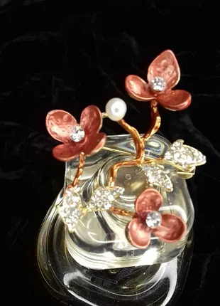 Брошь магнолия брошка цветок веточка эмаль с кристаллами и белым жемчугом