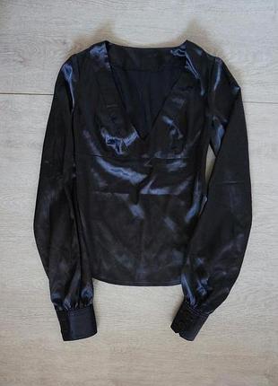 Продается женская атласная блузка, для очень стройной девушки, ручная работа рукава епископ