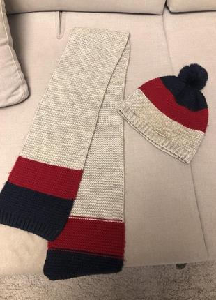 Вязаный шарфик и шапка
