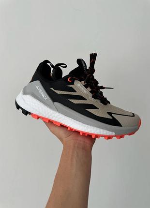 Кроссовки adidas terrex gore-tex low beige/black/grey 2