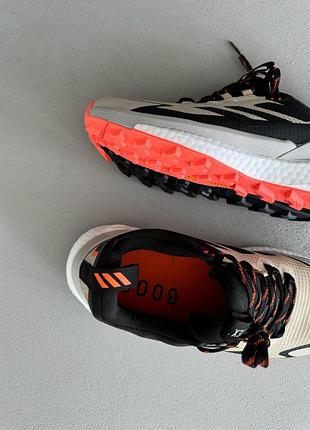 Кроссовки adidas terrex gore-tex low beige/black/grey 10