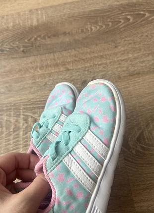 Кроссовки adidas 22 размер