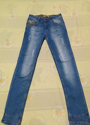 Синие  джинсы, длина 93, от 31-37, об 40