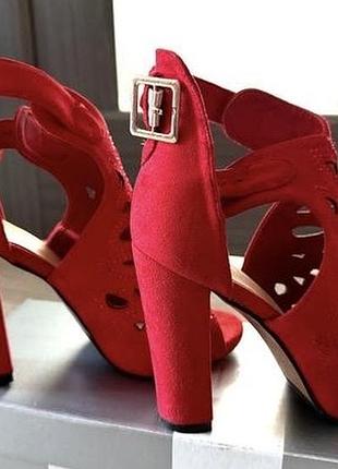 Босоножки 2