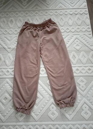 Спортивные штаны