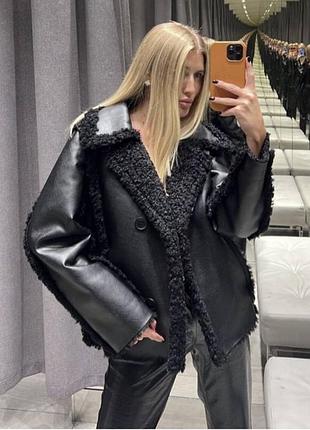 Трендова чорна дублянка двостороння h&m m 38 / черная дубленка на две стороны hm