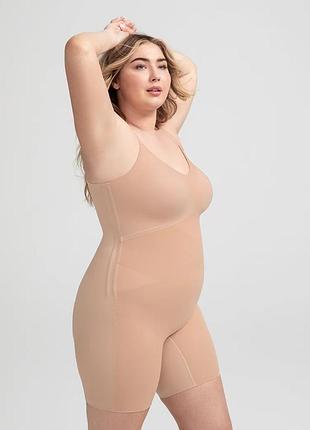 Корректирующее боди от honeylove