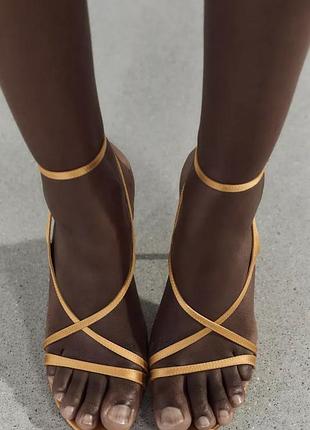 Босоніжки жіночі zara new