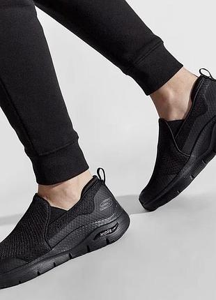 Сліпони skechers 43 розміру в ідеальному стані