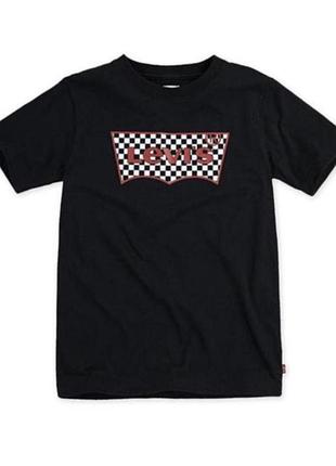 Нова футболка levi's 3-4 роки