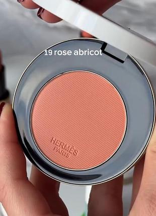 Рум'яна румяна пудра rose hermes silky blush powder эрмес ермес