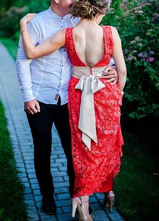 Красива святкова сукня!