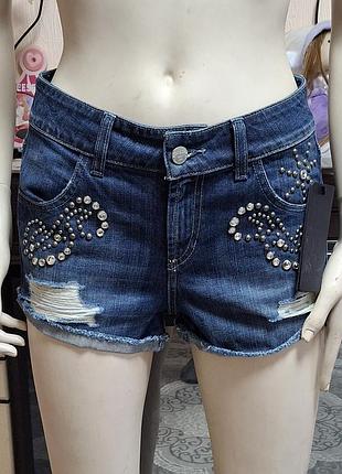 Стильные джинсовые шорты с камнями guess scarlett short made in mexico с биркой