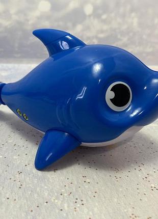 Интерактивная игрушка для ванны robo alive junior daddy shark