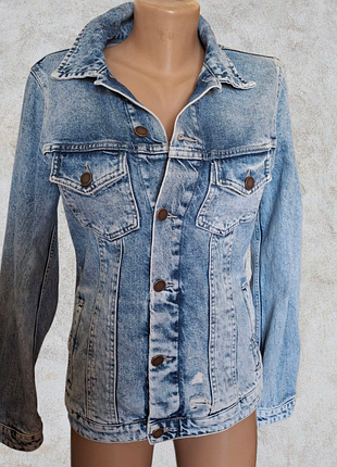 Джинсова куртка