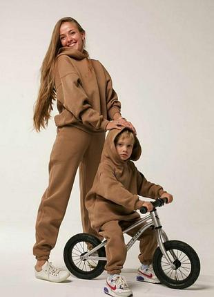 Срортивный костюм