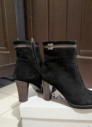 Женские замшевые ботиночки бренд polann 36 размер