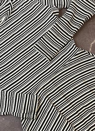 Платье на девочку