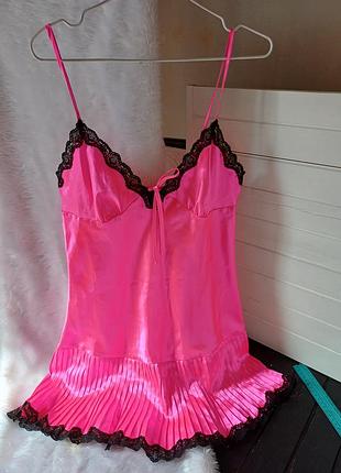 Атласное малиновое фуксия ночное платье пижама ночная пеньюар avant premiere