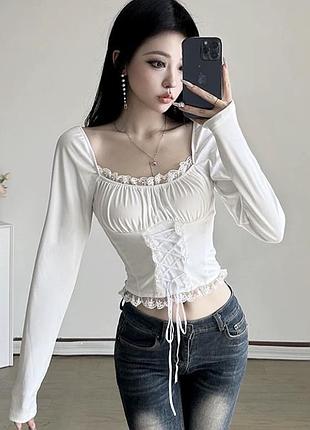 Топ белый с имитацией корсета coquette