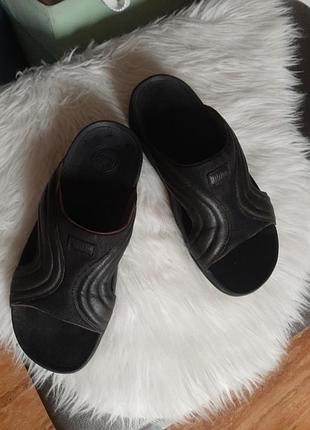 Шкіряні брендові чоловічі  шлепанці .швейцарія.