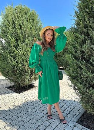 Неймовірна сукня