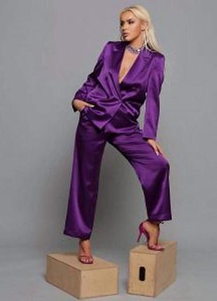 Шикарный летний брючный костюм цвета фуксия 20-24 размера