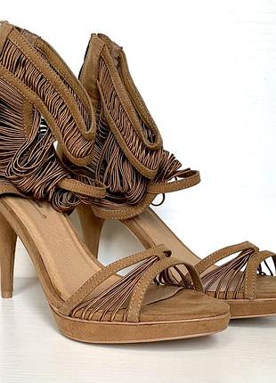 Босоножки stradivarius замшевые 40 размер