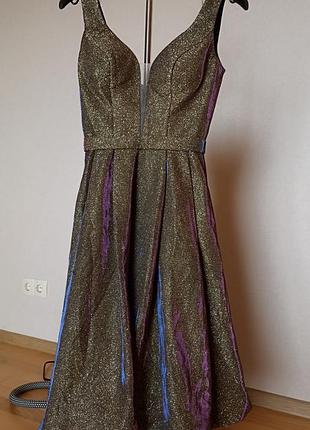 Вечернее платье