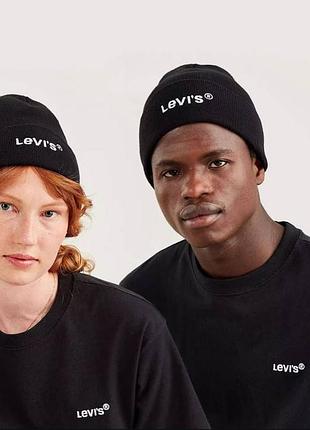 Шапка levi ́s с логотипом. юнисекс. черная