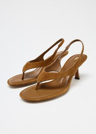 Замшевые мюли босоножки zara