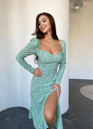 Платье в цветочный принт ☘️