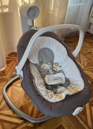 Заколисуючий центр фірми joie serina 2 в 1