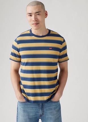 Levi’s оригінальна чоловіча футболка з сша.