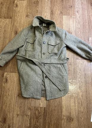 Демисезонное пальто-рубашка tu