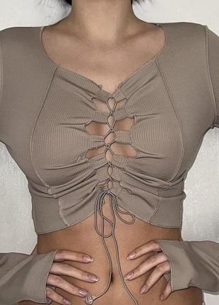 Топ бежевий у рубчик з довгим рукавом розмір l